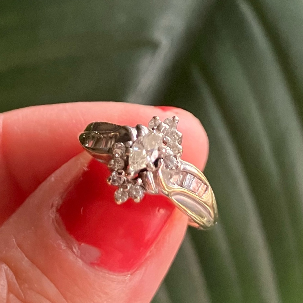 SALE!! 14k Solid yellow gold and naturall diamond ring - Picture 8 of 14